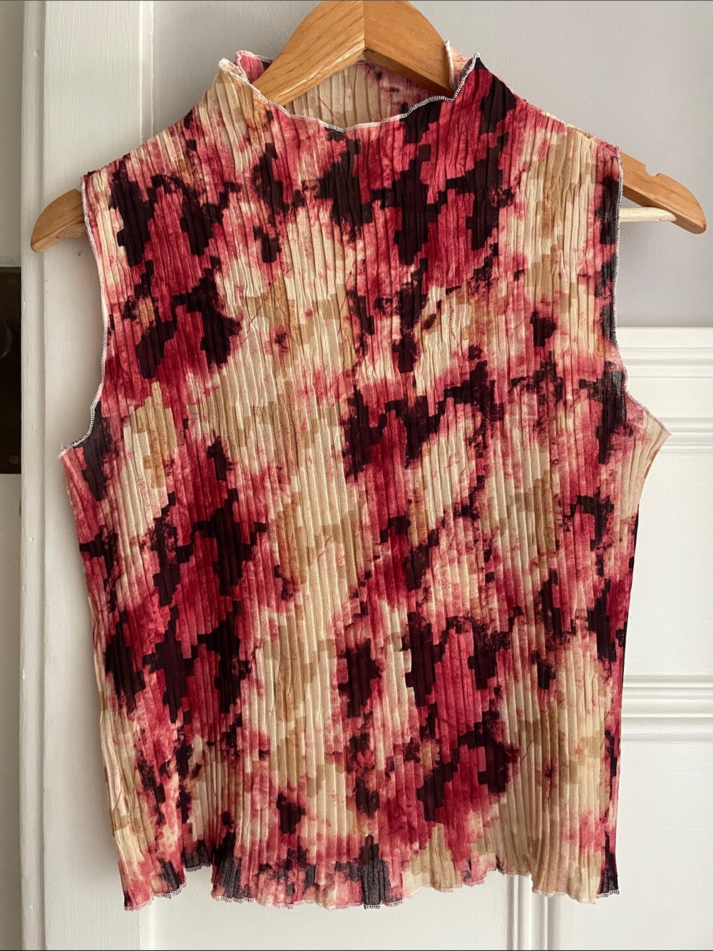 Vintage Libra mock neck tank-Small